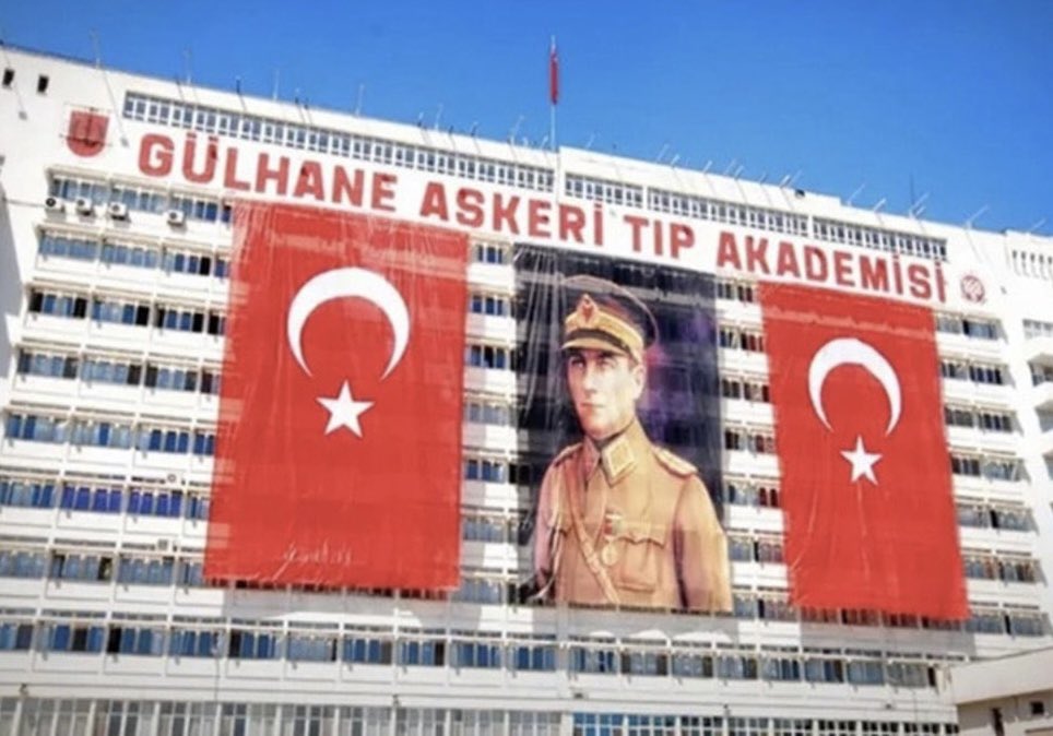 Askeri hastaneler yeniden açılmalı ve Türk Silahlı Kuvvetlerine emanet edilmelidir.

#AskeriHastanelerAçılsın