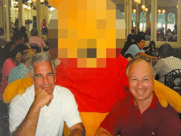 MAllenHaneyII's tweet photo. BREAKING: DOJ releases photo of Jeffrey Epstein and leader of China, Xi Jinping #EpsteinFiles https://t.co/Vz9RNzsfWx