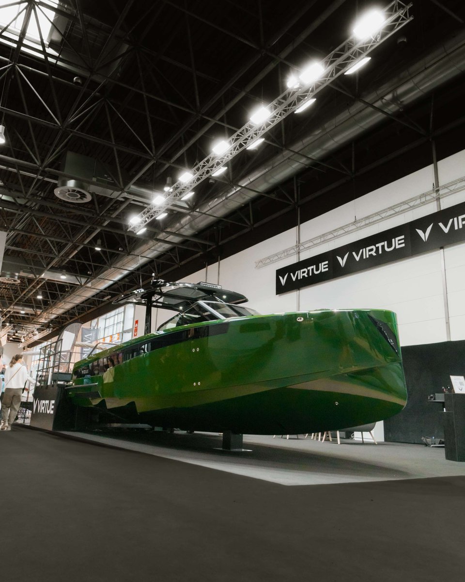 britishmarine's tweet image. MEMBER NEWS - #Flexiteek used #boot-Düsseldorf to highlight the performance, sustainability and design benefits of its latest marine decking, showcased on Virtue Yacht's striking limited-edition British Racing Green day boat.

Learn more 👉 ow.ly/B31m50Y5srP