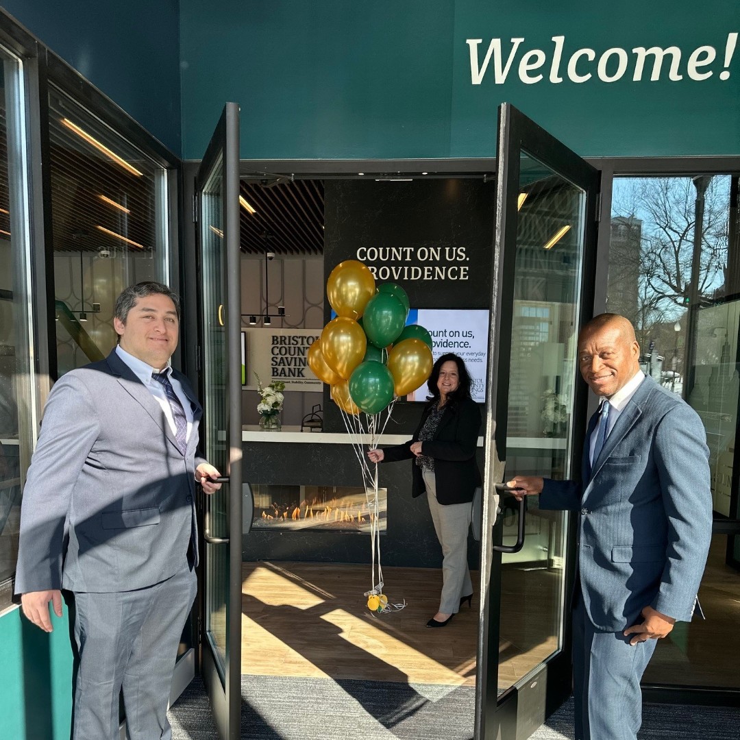 BristolCountySavings tweet media