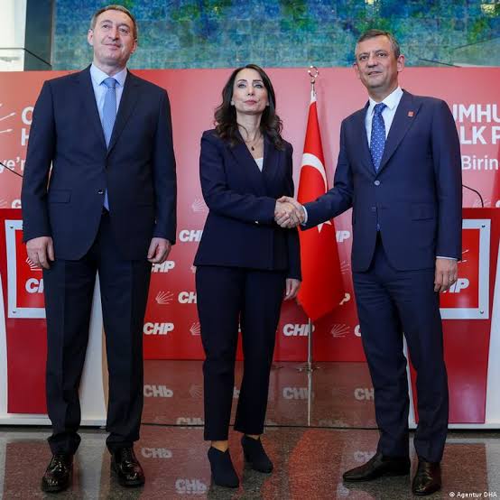 Dürbün tweet media