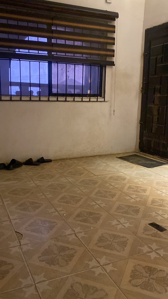 ObaVersace001's tweet photo. @BlessingGives Please 🙏 let me be among them cuz they already give me quick notice and it’s this February I’m moving out and I don’t have enough money to rent new apartments please 🙏 help me #mercymovieNG @BlessingGives I’m already moving my stuff https://t.co/eenzv8NPz8