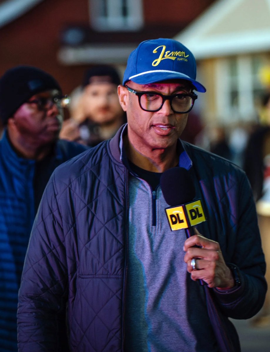 mmpadellan's tweet photo. FREE DON LEMON
FUCK FASCISM https://t.co/L4lJphlTfr