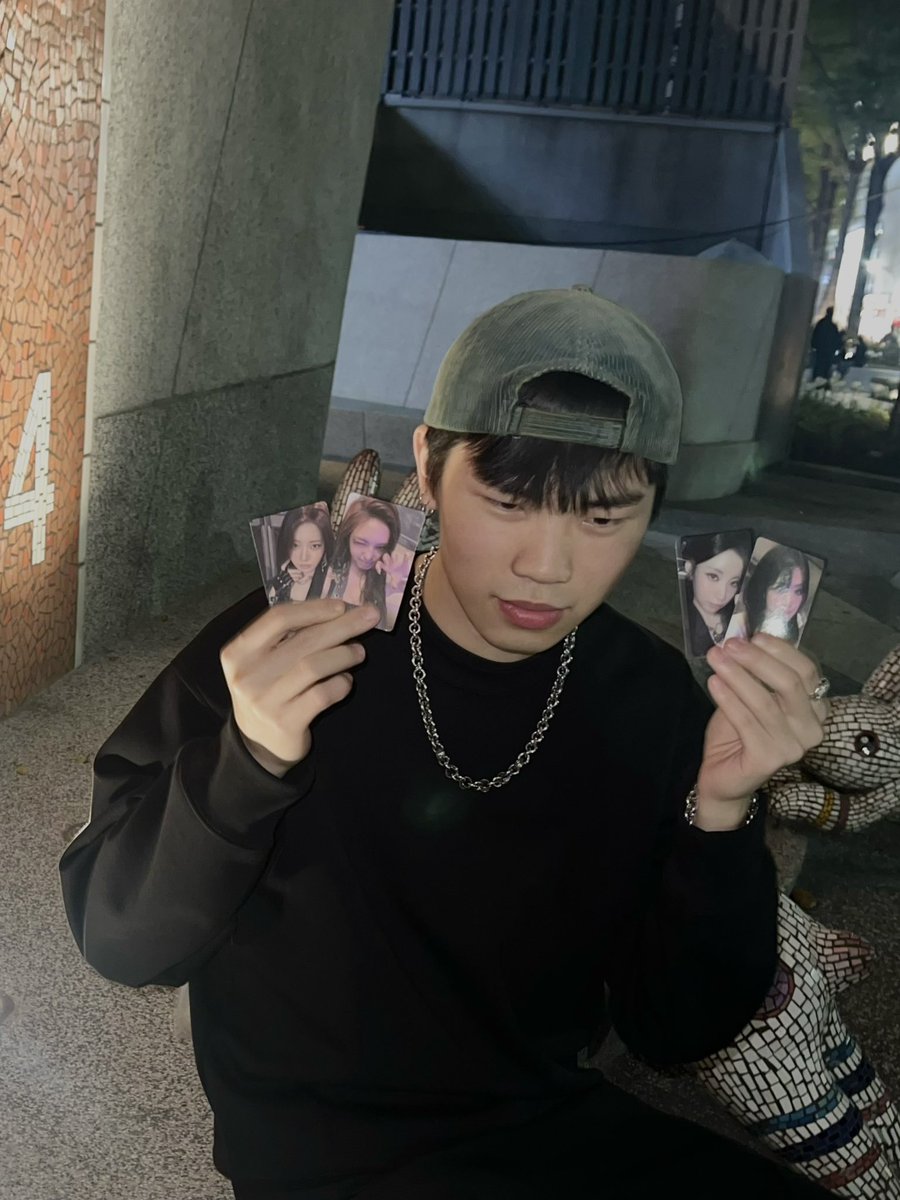 20202020Chi's tweet photo. 買寶怪專輯 https://t.co/b5YmRDdQCF