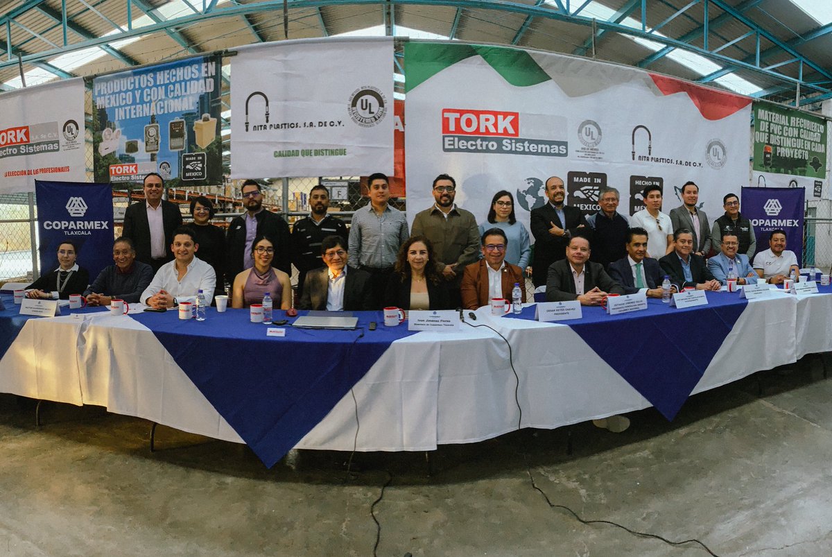 🔵 Primera Junta de Consejo Directivo 2026

Se llevó a cabo la Primera Sesión del Consejo Directivo 2026 presidida por César Reyes Chávez, destacando la participación del Ing. José Adolfo Javier Tecocoatzi Rodríguez, CEO de Matelco, a quien agradecemos su apertura y hospitalidad.