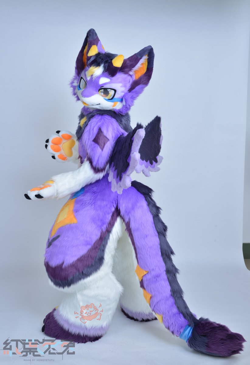 commission💜🧡💛
owner：阿烁
#fursuit #fursuits #fursuiter #fursuitmaker #fursuitcommission #furry #kemono #FursuitEveryday
