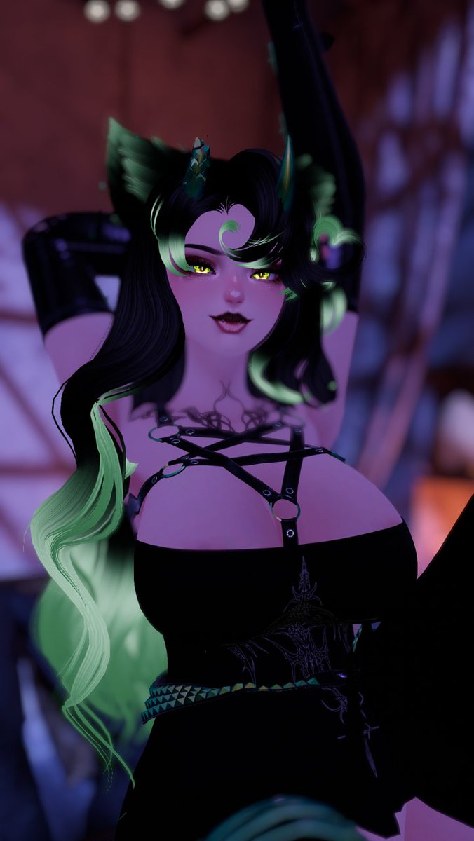 Th3JadeFox's tweet photo. Getting cozy in my new outfit. I really enjoy leather. 
 ✩‧₊˚─────⋆⋅☆⋅⋆─────˚₊‧✩ https://t.co/qp5knuPvNS