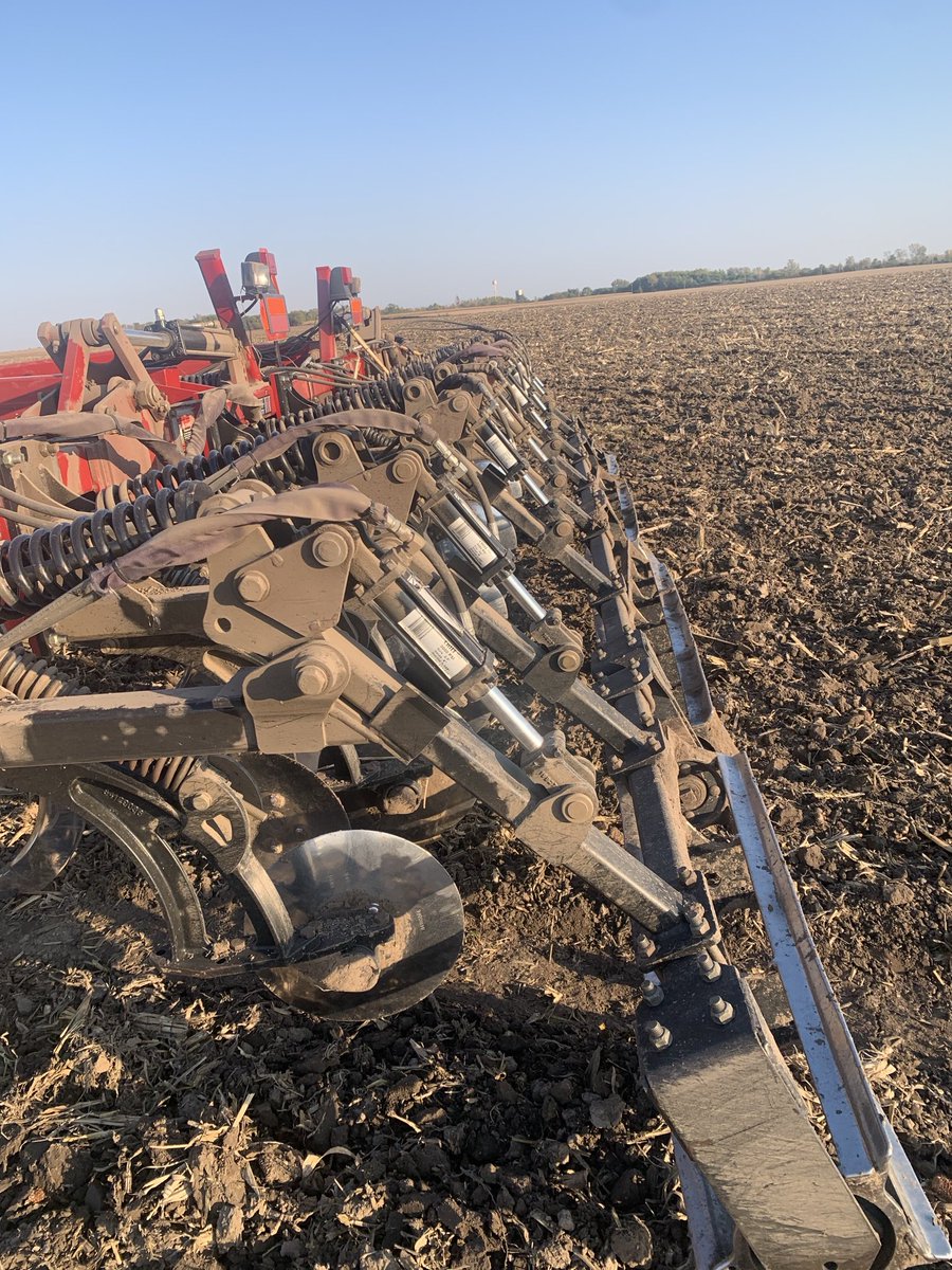 We built this hydraulic down pressure system for an 870 ripper. 
Whatever you have, a ripper, field cultivator, vertical tillage….we can make it active.