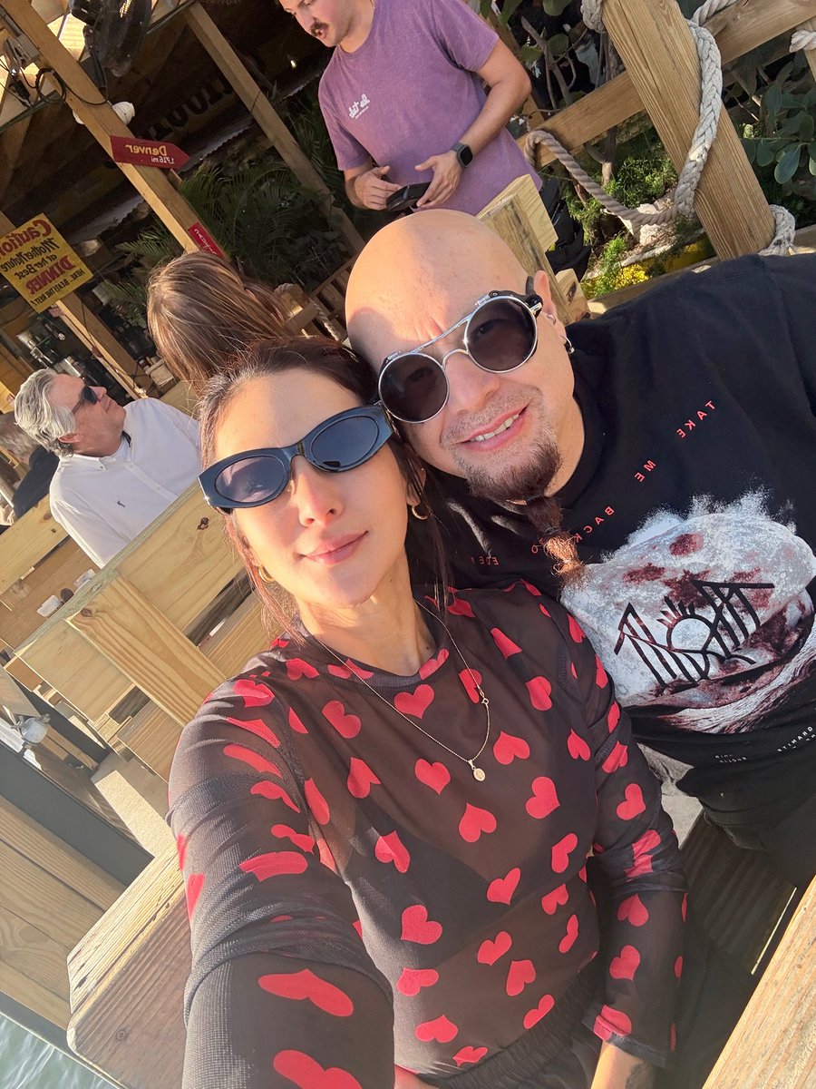 jheidysuarez's tweet photo. 🖤❤️🖤 https://t.co/hxoZvG1d8Y