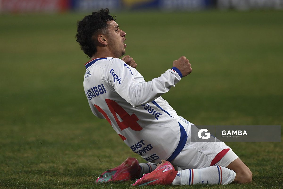 2en4dias's tweet photo. Exequiel #Mereles, Rómulo #Otero y Christian #Ebere NO estarán en el banco de suplentes en el #Clásico

ℹ️ @olivera_martin1 https://t.co/L0khKZK3QA