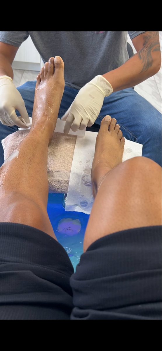 MadamSolefully's tweet photo. The beginning and ending 😘 #FootFetish #Feet #Pedicure #WhiteToes #FeetFetish https://t.co/S6zZw9WpT5