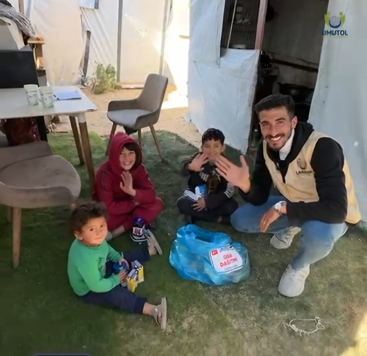 Değişen hiçbirşey yok...

Filistin yine aç, çocuklar yine çıplak, Filistin Hâlâ Tutsak...