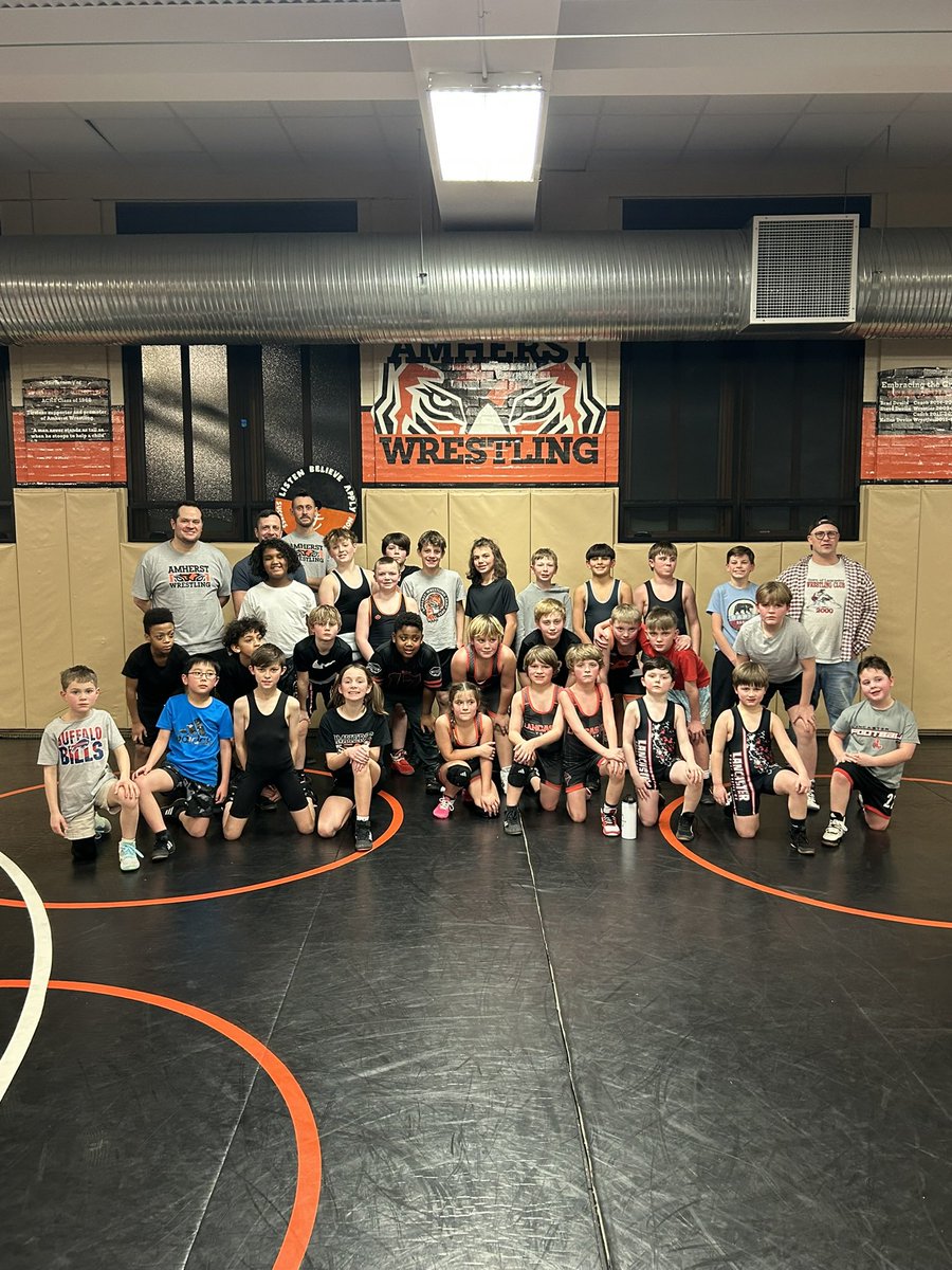 Amherst Wrestling tweet media