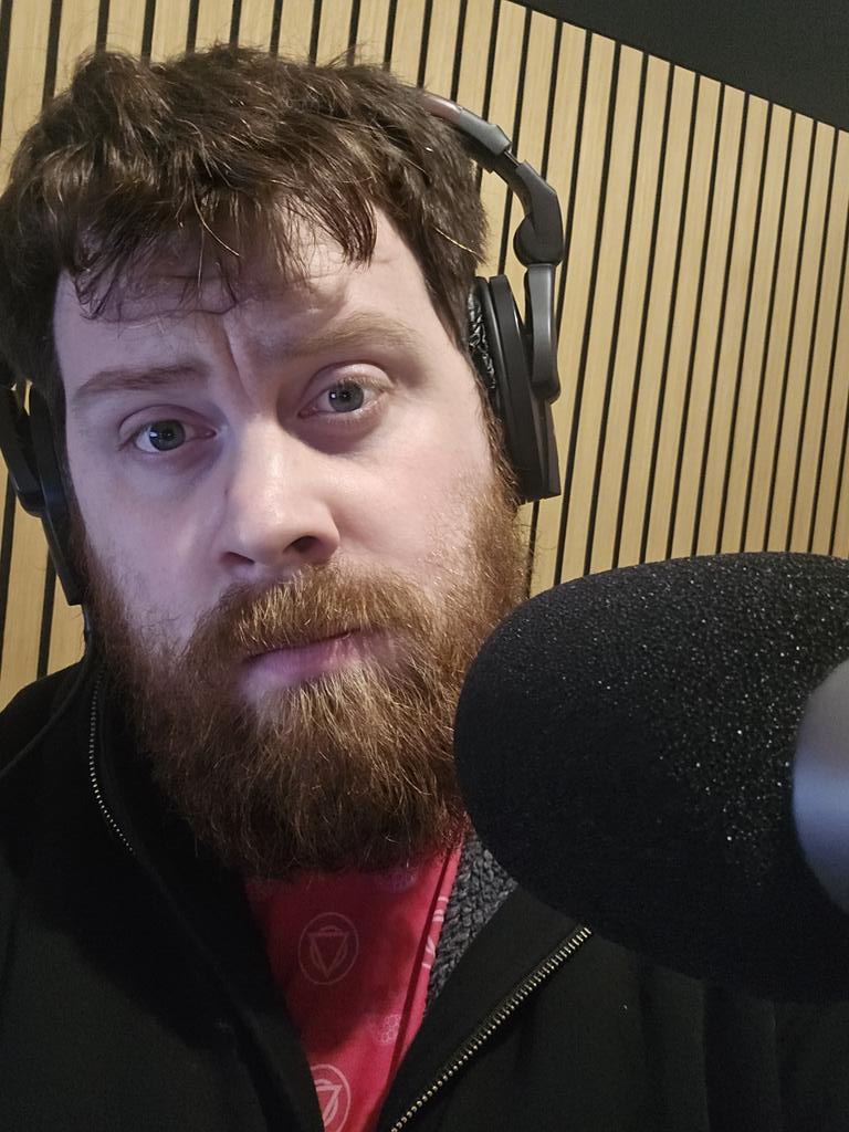 KieranJamesG's tweet photo. Tonite from 7pm till 9pm join Kieran James on Castledown FM. 

Tune in to 104.7 or 107.6FM or listen via https://t.co/QeG2tnKZj4 Listen Live or ask your smart speaker to play Castledown FM https://t.co/ylzlBPy9aC