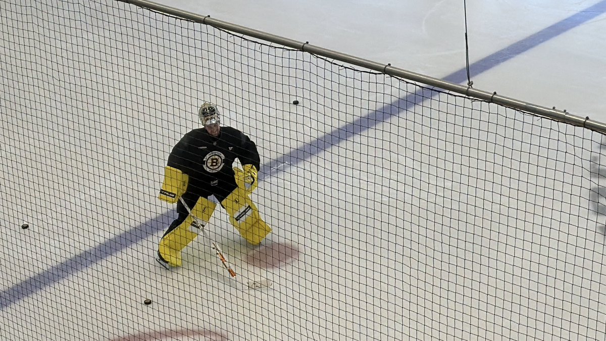Nicky_Nukes's tweet photo. Jeremy Swayman's new pads for #StadiumSeries vs. #GoBolts ???
You know what they say...P*ss and Vinegar...that's the motto! ๐ช๐ป๐
#NHLBruins #Swayman #StadiumSeries https://t.co/9HahgQDVAP