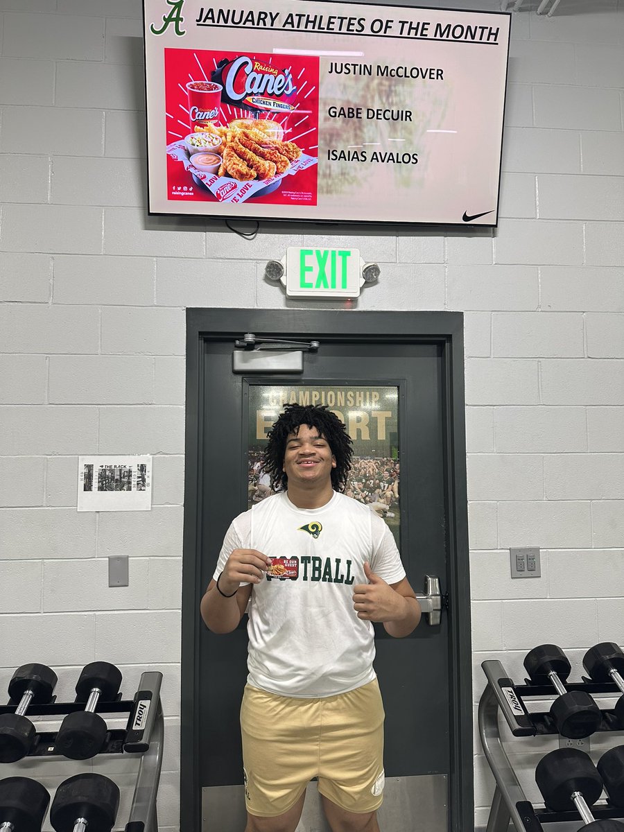 TheWreckinRams's tweet photo. 💚💛Congratulations💚💛

Justin McClover
Isaias Avalos 
Gabe Decuir 

Raising Cane's Athletes of the month! 
🏈🐏 #raisingcanes #Athletes https://t.co/XIcNQhqslS