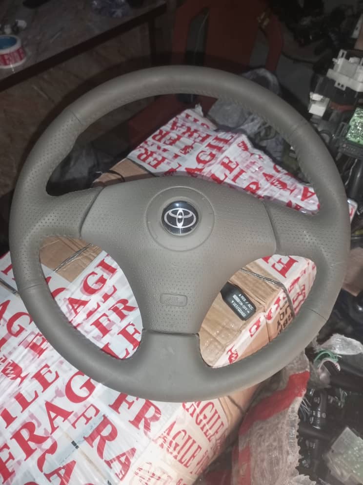Ephraim_Autos's tweet image. Today's way bills 
Kindly Dm wa.me/+2349066222939
👉For your;
👉Car sterling wheels 
👉Ignition 
👉Horn controls 
👉Car keys 
👉Remotes 
👉Immobilizer 
👉Brain box/ EUC box....
#carparts #autospareparts
#Belgiumparts