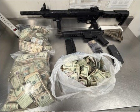 fwpdchiefgarcia's tweet photo. #DoingTheWork

On January 29, 2026, after surveillance and solid police work, our Tactical Narcotics Team 3 & SWAT hit two residences on Grainger St. and W. Arlington. 

The Results: A major drug trafficking operation shut down.

Arrested Person: Benjámín Williams a convicted felon, documented gang member, and believed to be the primary dealer in this operation.

What we took off the streets:

5,023 grams of meth
586 grams of cocaine
4 grams of crack cocaine
2 firearms
$108,932 in cash

#NotLuck but #Teamwork #Intel and cops being cops!

Report 260006864