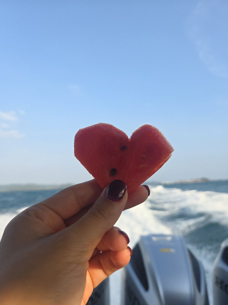 Ga_w_se's tweet photo. Tropikal terapi 🎈✨️

#phuket
#summer2026 https://t.co/UKvx7igvcC