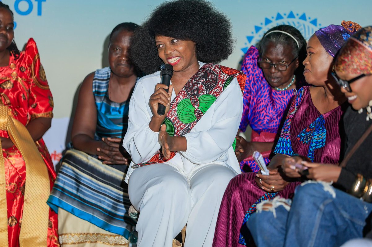 Johnlaban256's tweet image. In our time, boredom wasn’t the end of the world. It was the beginning of something. We didn’t have internet so we read  books. Played  Ludo,and other games, 

#ThreadsOfLegacy