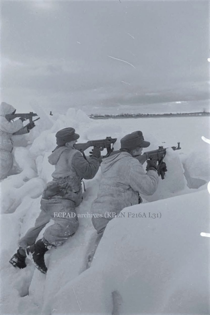 StG44Geek's tweet photo. MP 43-1, Skijäger Brigade, December 1944/ January 45

(Kriegsberichter Wecht) https://t.co/px1mhHR5Ok