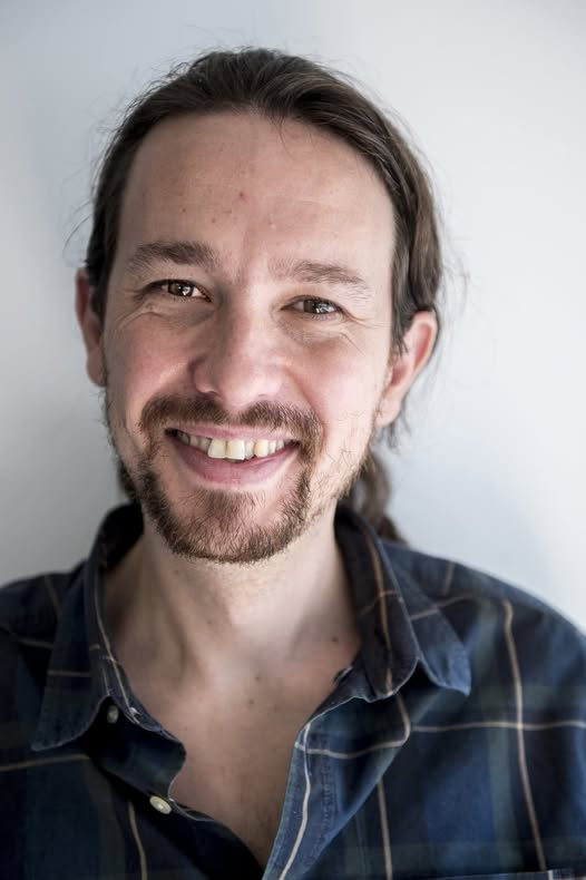 pepeluspain's tweet photo. Pablo Iglesias: "Muchos nos vamos a tener que ir del país cuando manden PP y VOX, yo entre ellos".
Mas te vale chepudo ¡¡ https://t.co/x94Wu0qV7s
