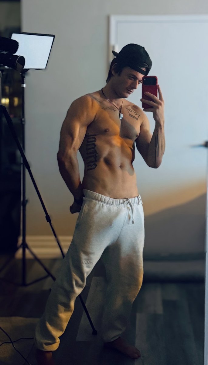 AbsolutelyBlake tweet media