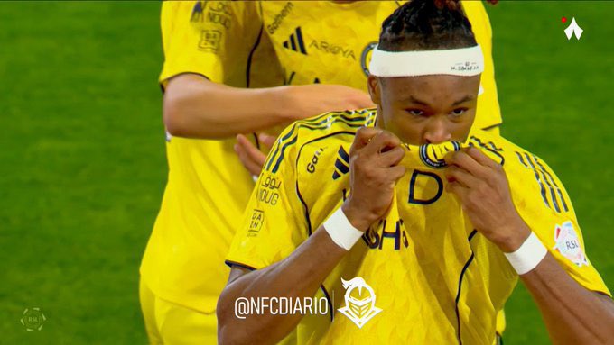 عمرو tweet media