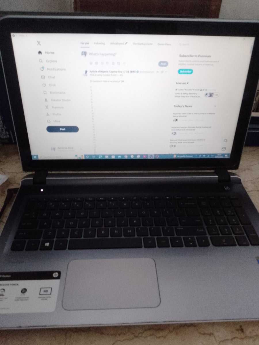 Real_wealth001's tweet image. God is faithful and I'm super proud of myself
I was begging and tag all the savours on this app no body send my papa.
 I got a cool job December last year and now I bought myself a laptop and tomorrow I will be starting my tech journey with TS academy

I changed my narrative.