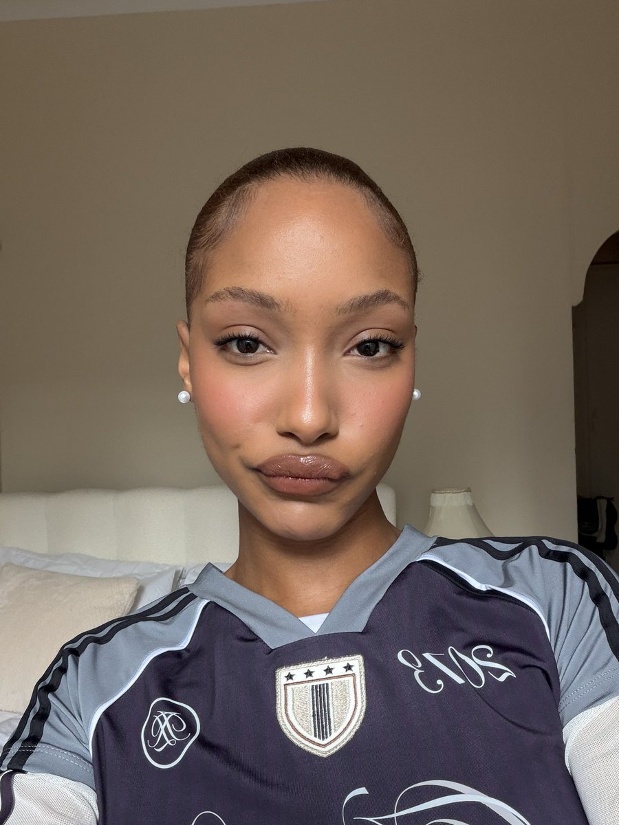 princess baby bitch (@iamnotangejose) on Twitter photo 