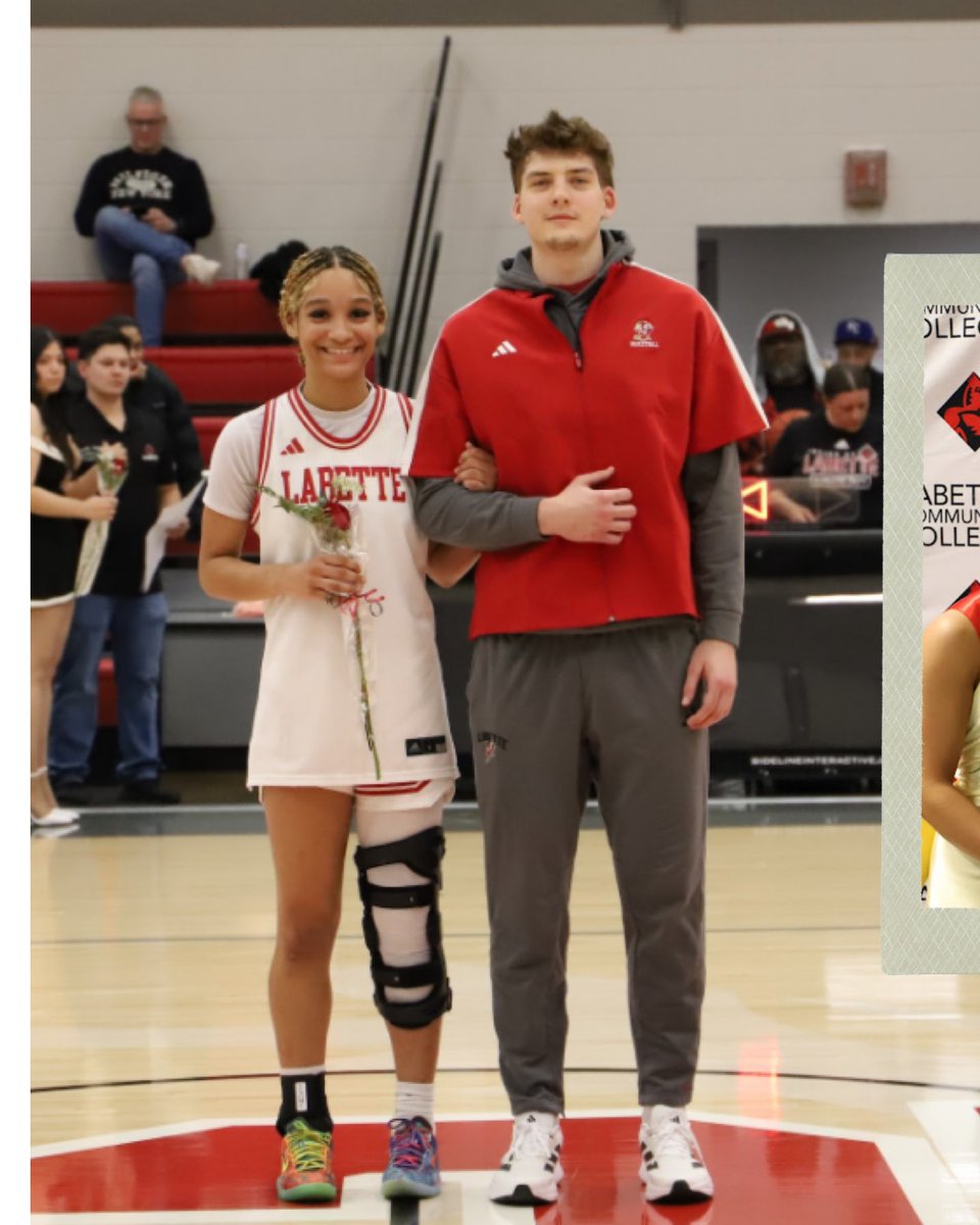 LabetteMBB_'s tweet image. Homecoming night at The Nest 🆚 KCKCC. Special moment honoring Denys Kaminskyi 🐦‍🔥👑  #CardsFAM #HomecomingNight