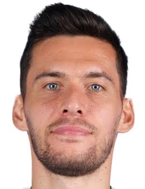 emrepul's tweet photo. Ernest Muchi oyundan çıkıyor. 
Umut Nayir oyuna giriyor. 

Varın gerisini siz düşünün…!!!! https://t.co/ju0T4rv6GZ