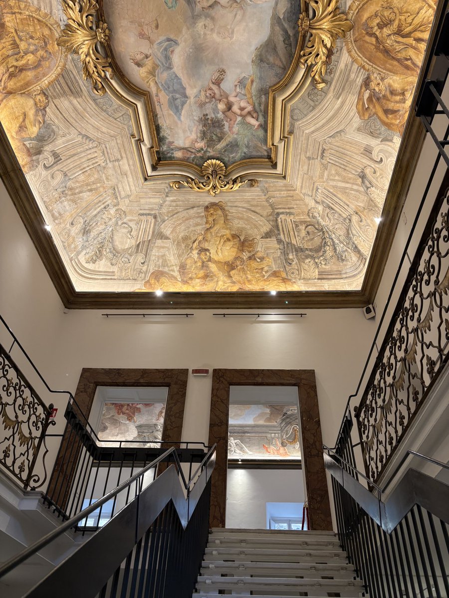 kindnessweak's tweet image. Come si fa a non romanticizzare Roma?