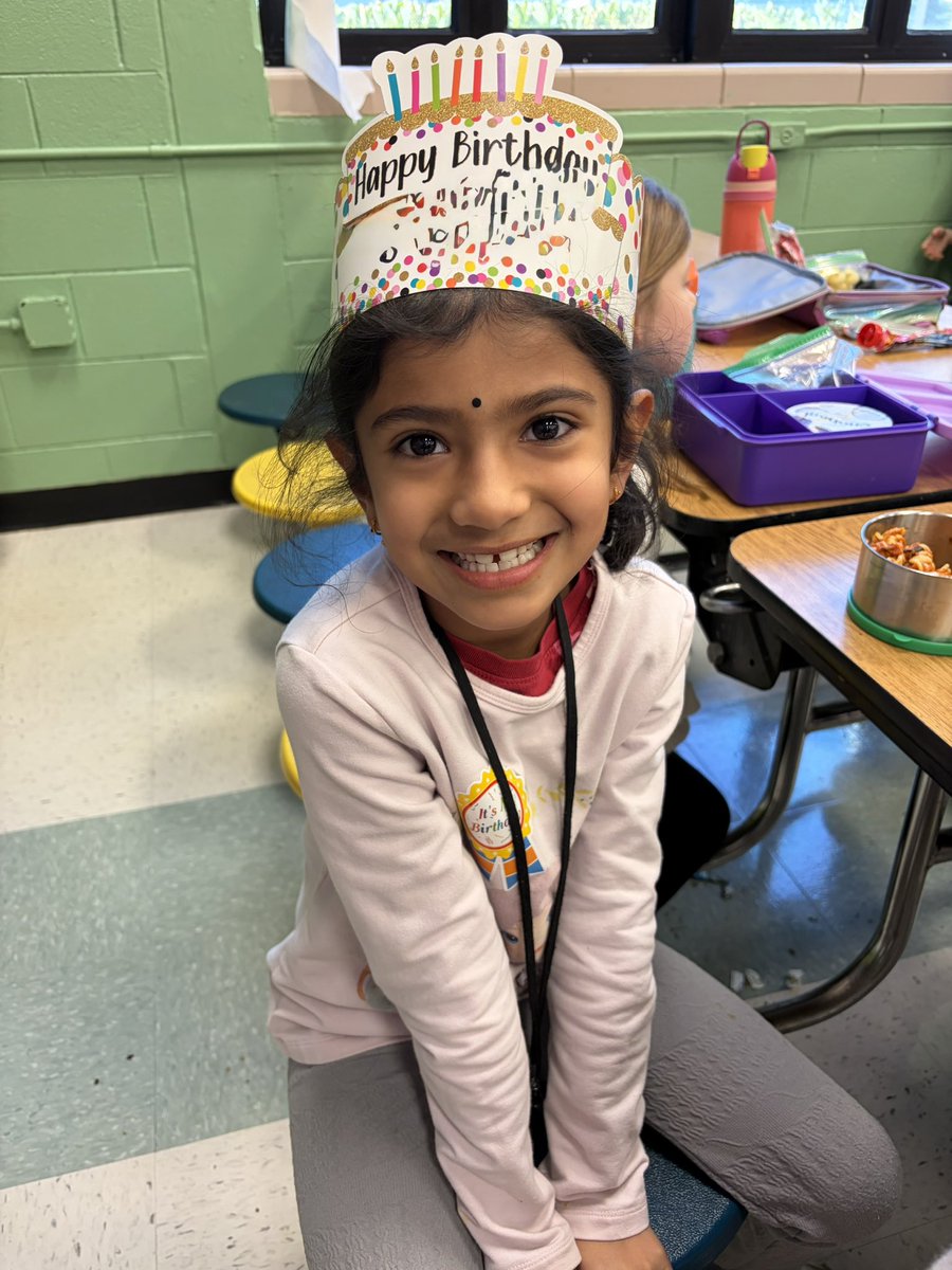 EB Thompson tweet media