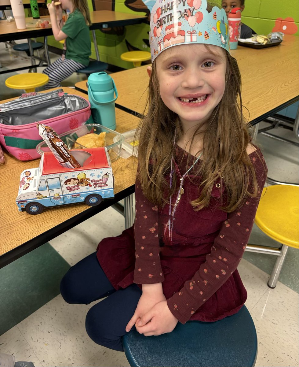 EB Thompson tweet media