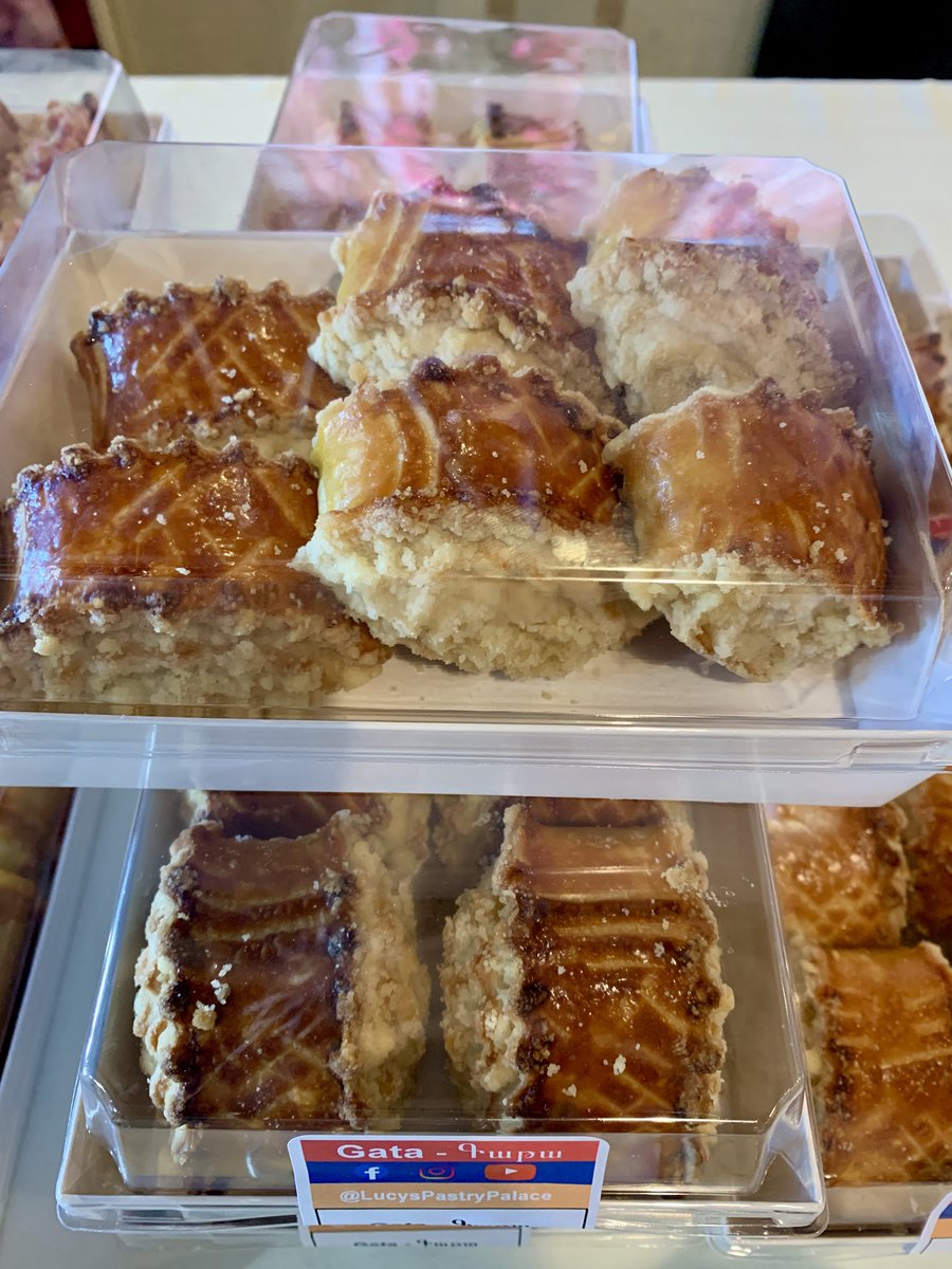 Lucy’s Pastry Palace tweet media