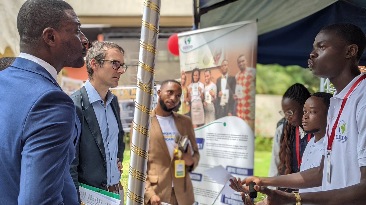 Action + Intention =Accomplissement.

Sans intention, l’action s’égare ; sans action, l’intention reste un vœu.
#Engagement #action