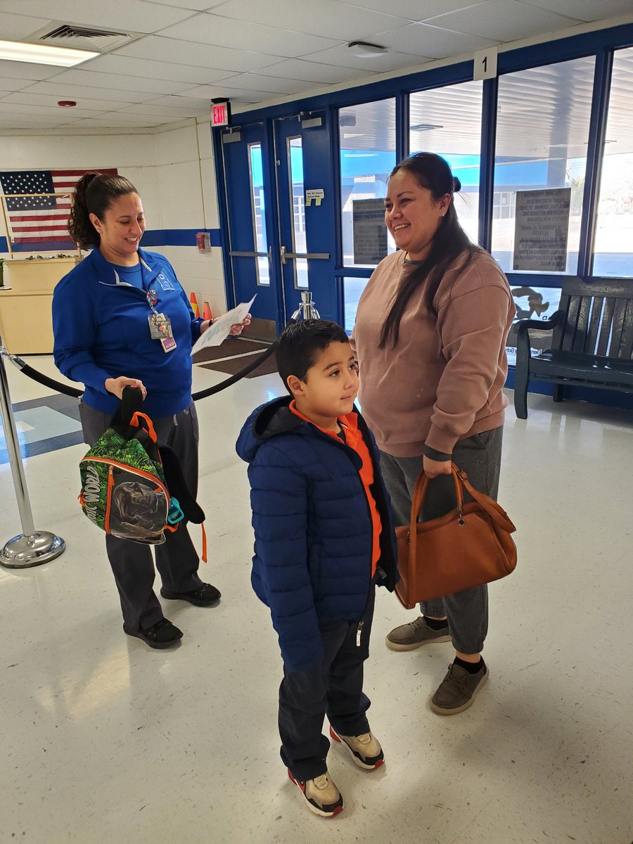 Sandy Morales 🇱🇷 tweet media