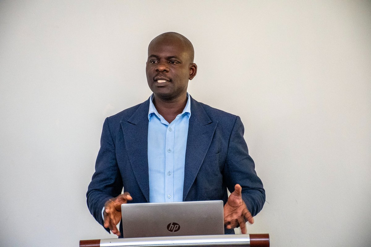 LVCTKe's tweet photo. “Integrating community outreach with health facility–level interventions is essential for sustaining progress in NTD control and elimination.”
— Dr. Mulupi, Head of Research Implementation, @LVCTKe, at a stakeholders’ meeting hosted by @KajiadoGov in Kajiado.
#UniteActEliminate https://t.co/NIdz2YAWiS