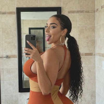 berbagifllwrs9's tweet image. #NewProfilePic