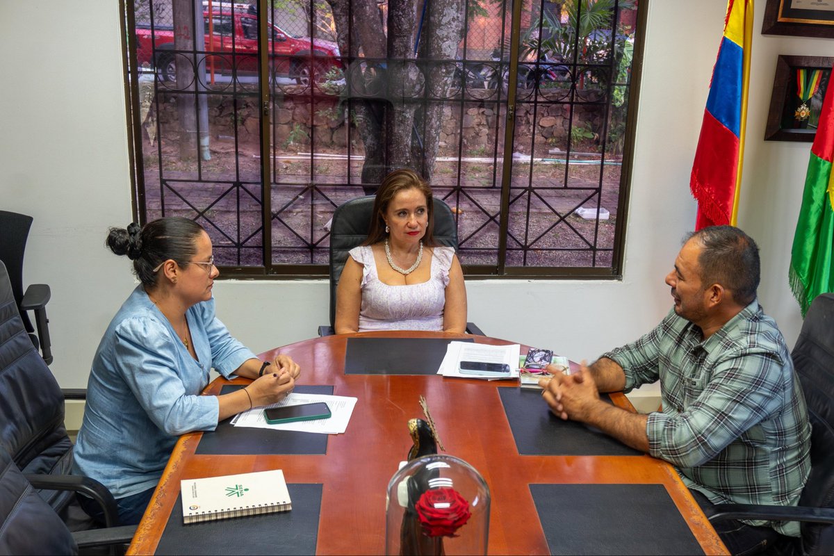 Realizamos  la posesión de Fabián Rodríguez como nuevo instructor del <a href="/SENACasanare/">SENA Casanare</a> en Yopal. Tras años de trabajo en #SENNOVA, hoy inicia esta nueva etapa formando a los futuros profesionales del departamento ¡Felicitaciones! 🎉

¡En el SENA los sueños si se cumplen! 💚