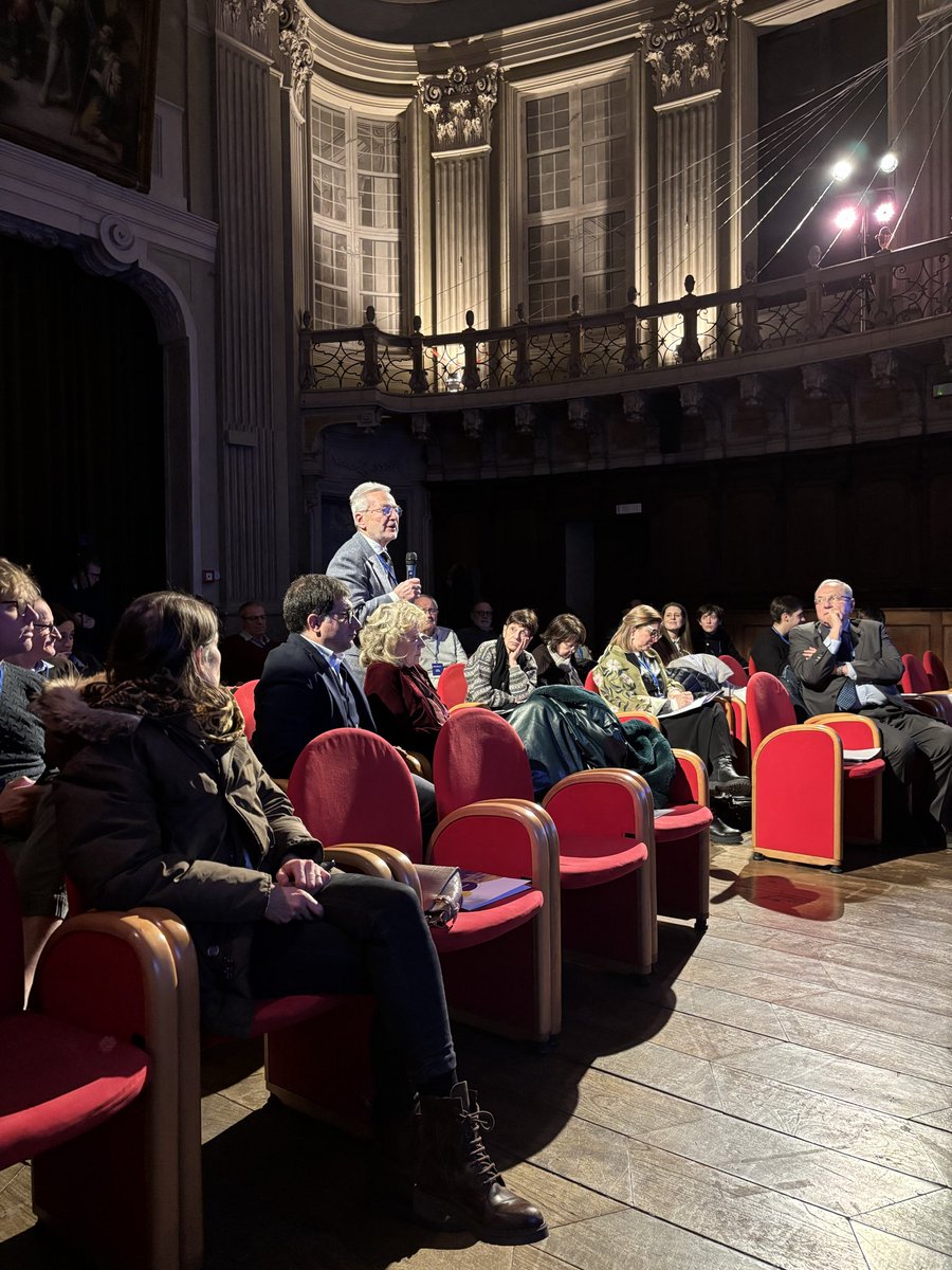 Polis Policy tweet media