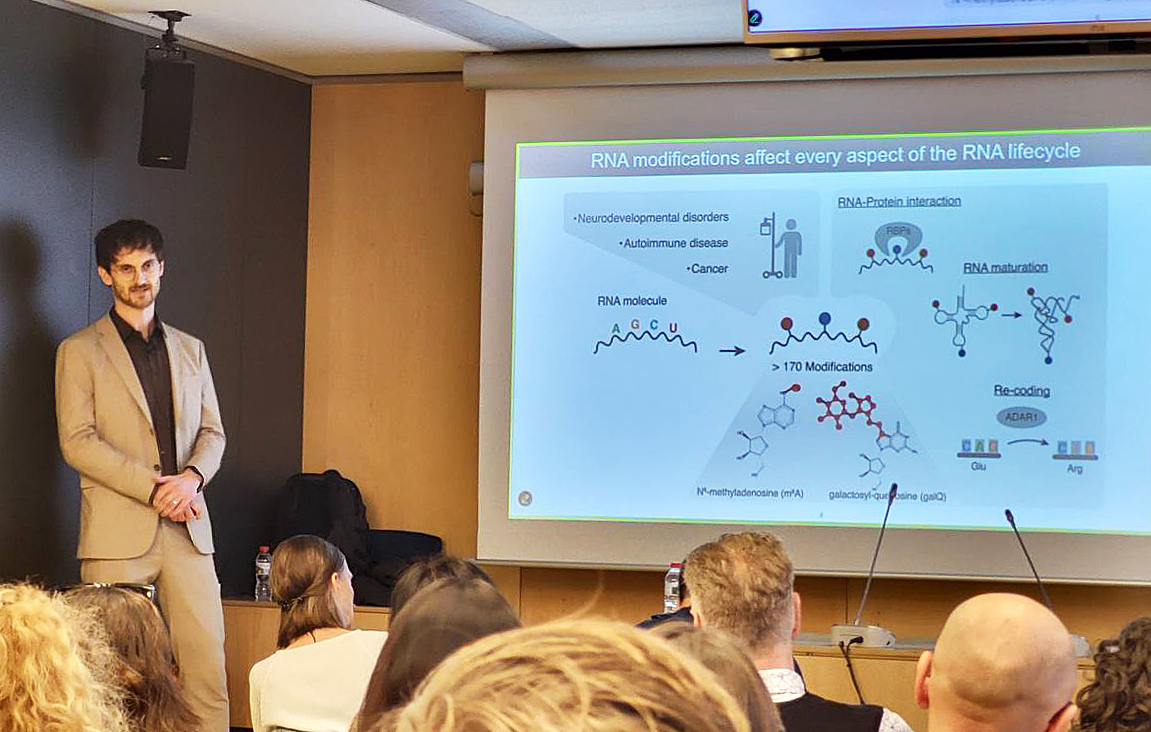 Novoa Lab tweet media