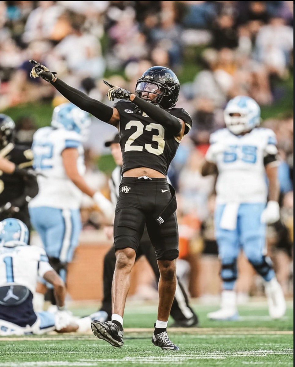 I’m blessed to receive an offer from the wake forest university!!!! <a href="/CoachSkelton06/">Coach SKELTON</a> <a href="/CoachHARDen52/">CoachHARDen</a> <a href="/KOlms85/">Kyle Olmstead</a> <a href="/ChadSimmons_/">ChadSimmons</a> <a href="/RivalsHS/">Rivals High School</a> <a href="/Rivals/">Rivals</a> <a href="/247Sports/">247Sports</a> <a href="/247recruiting/">247Sports Recruiting</a> <a href="/Co_Jackson21/">Chevis Jackson</a>