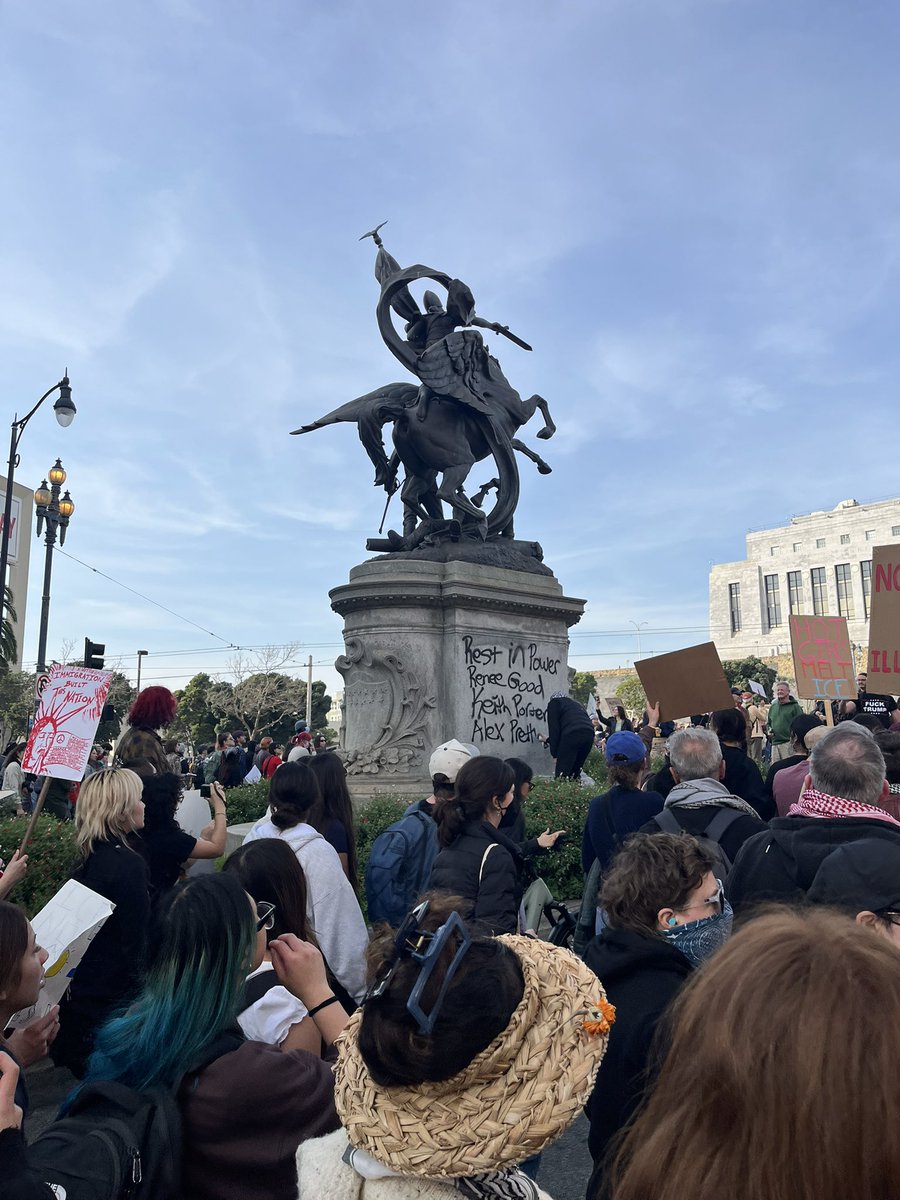 Laciel 🐞 tweet media