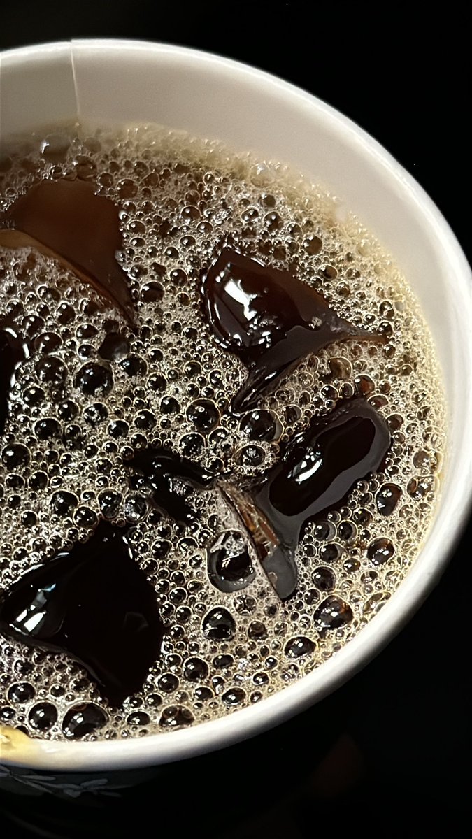 ilcc33's tweet image. على شرف الانجاز اليوم قهوة اليوم لذيذة كانت
ولها طعم غييير الحمدلله على كل شي ..