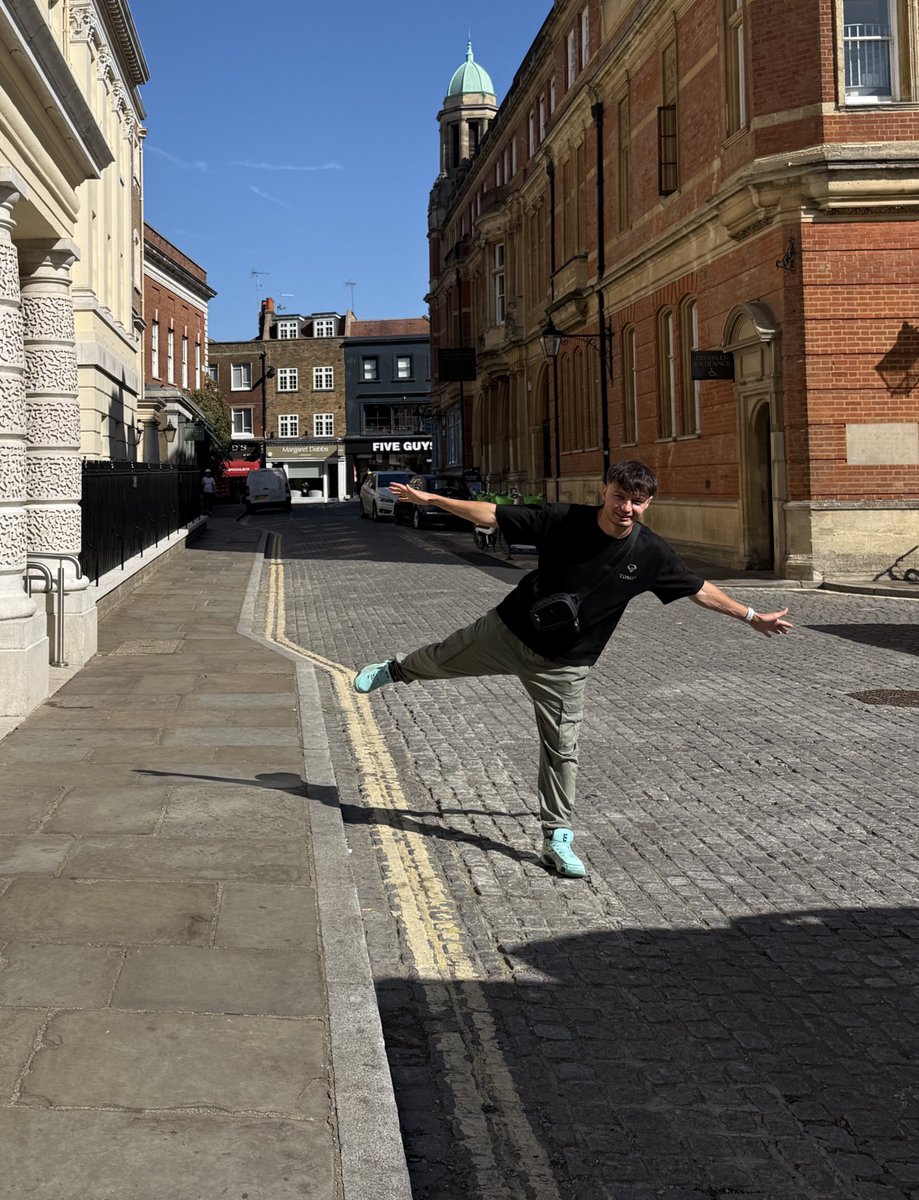 Investkingyru.ton tweet media