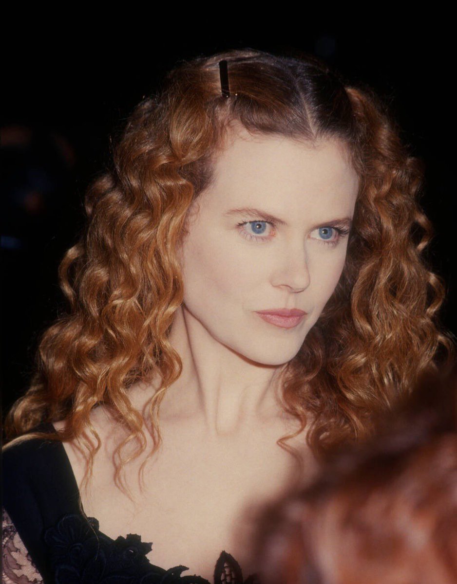todieforkidman's tweet image. nicole kidman in the 90s
