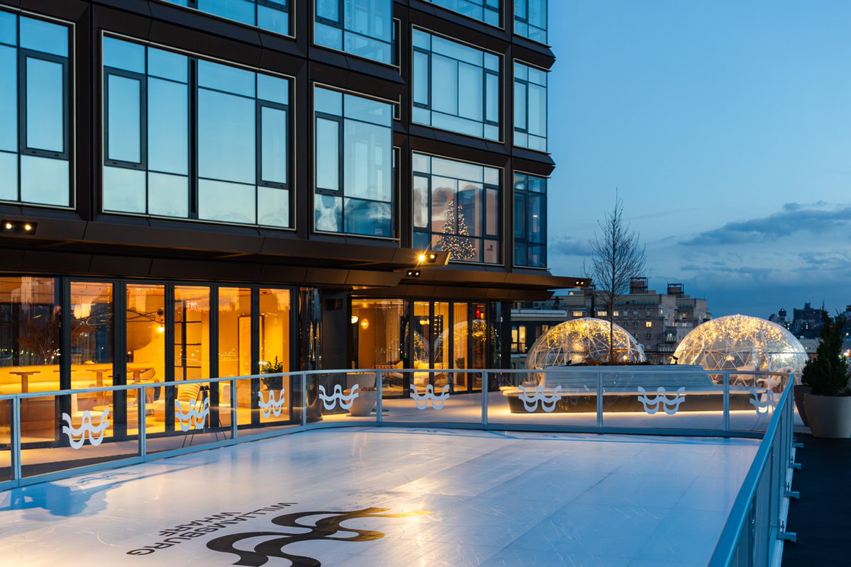 corcorangroup's tweet image. Elevated above the #waterfront, you can enjoy #NYC’s first private #residential #iceskating rink #Williamsburg Wharf! ⛸️🏙️❄️ Full story on Secret NYC: bit.ly/45HEHem 👈
