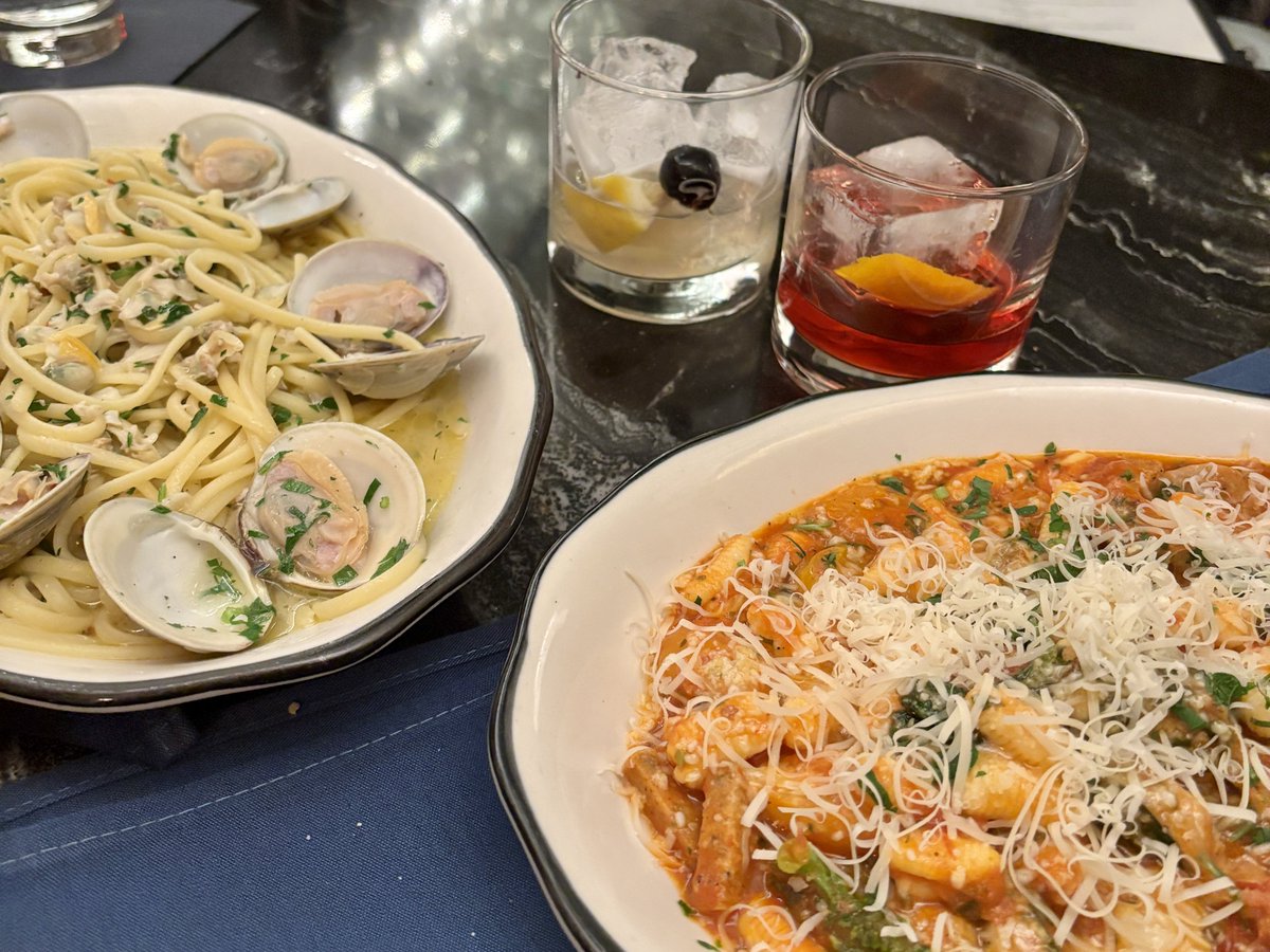 Andrew Blank tweet media